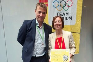 ASEUS - Actualité - La cellule CASHES remporte le prix « Athlete Friendly Education » du COIB